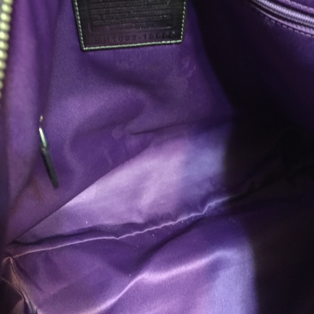 Coach purse - Picture 4 of 4